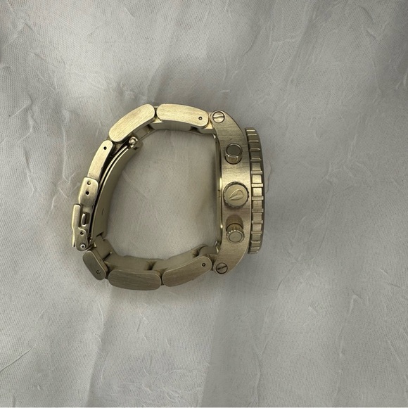 Nixon Gold 42-20 Womens Chronograph Watch - Picture 5 of 8